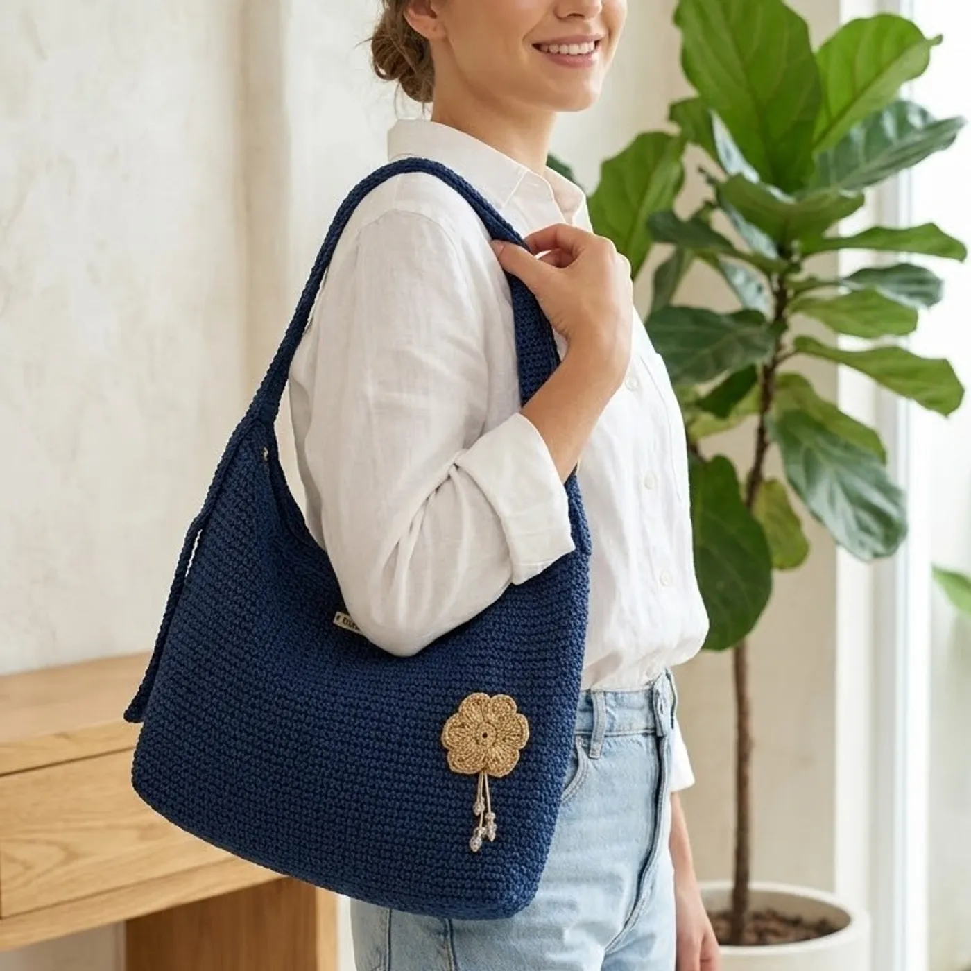 Crochet Shoulder Bag | Tas Bahu Rajut — Navy Charm — tampilan 6