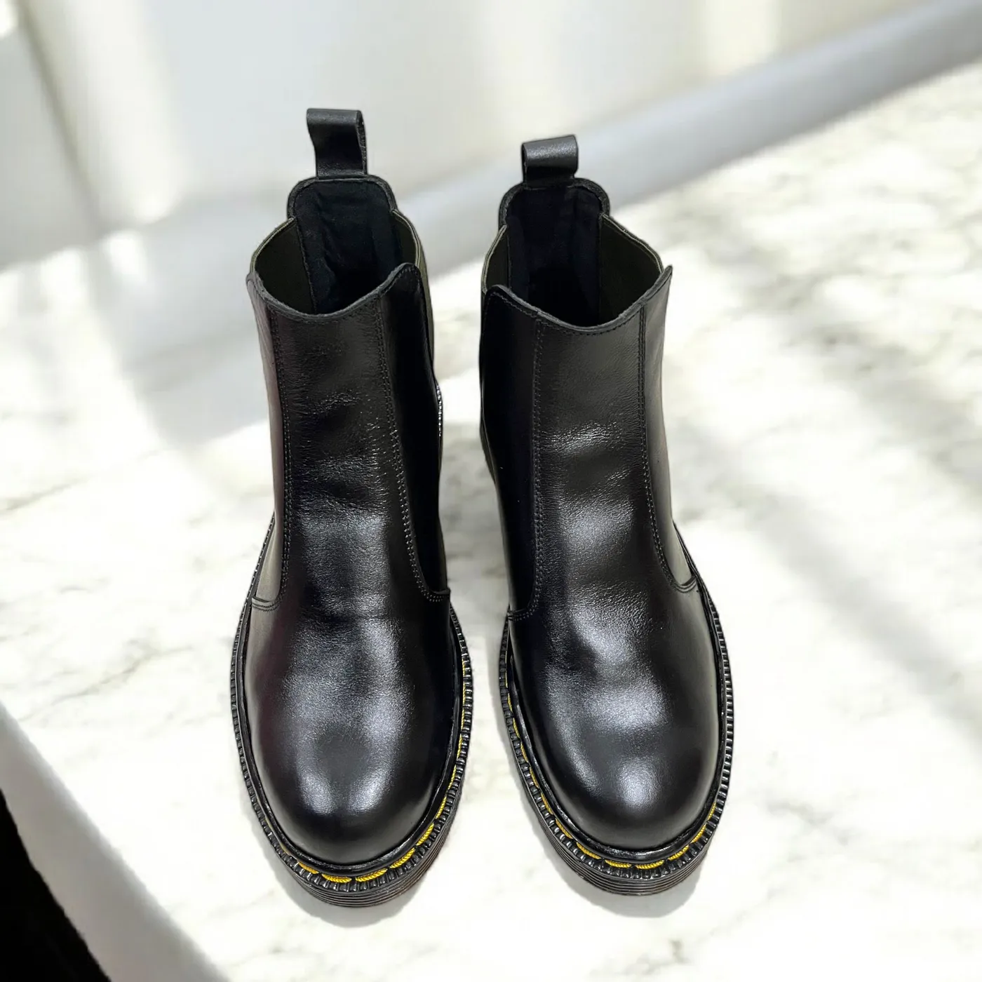 Chelsea Boots Kulit Asli — tampilan 3