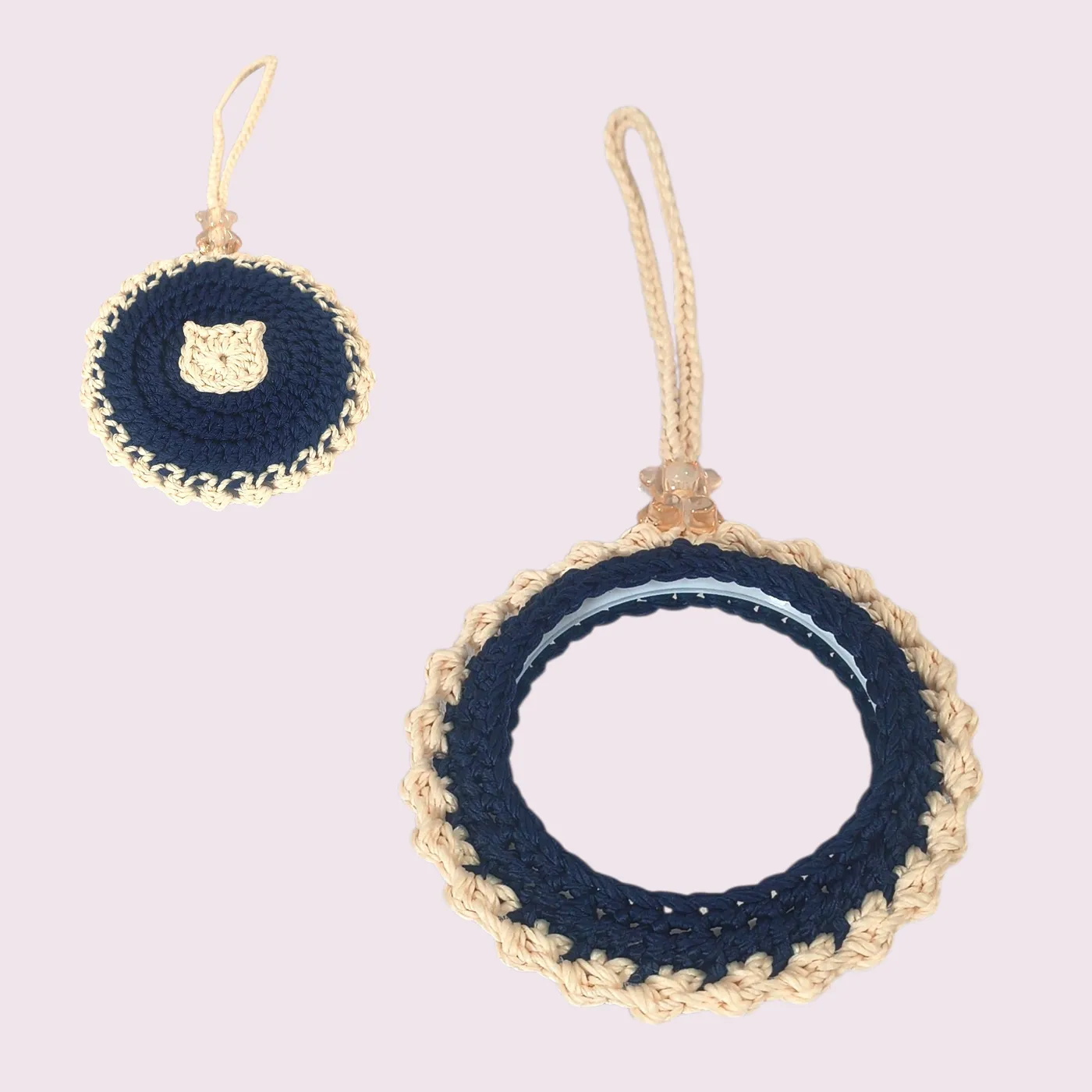 Crochet Mirror Bag Charm | Gantungan cermin rajut — Pawfect — tampilan 4