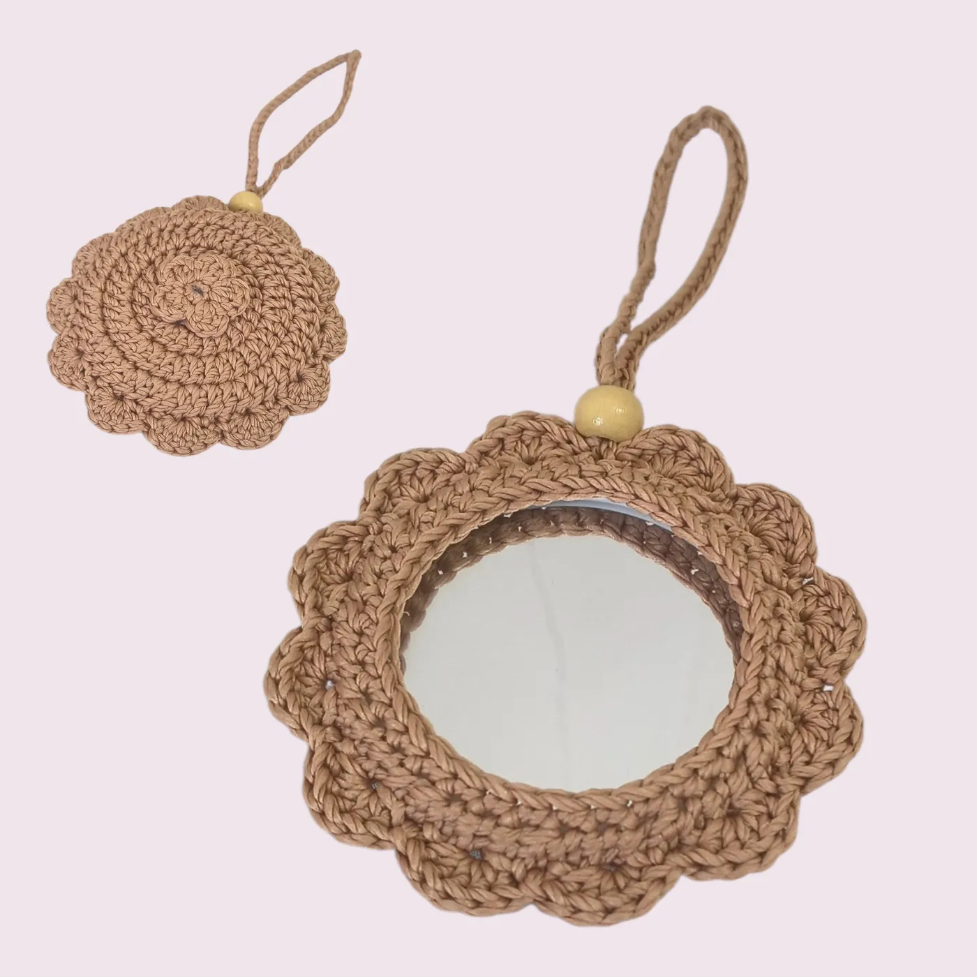 Crochet Mirror Bag Charm | Gantungan cermin rajut — Bloomee — tampilan 6