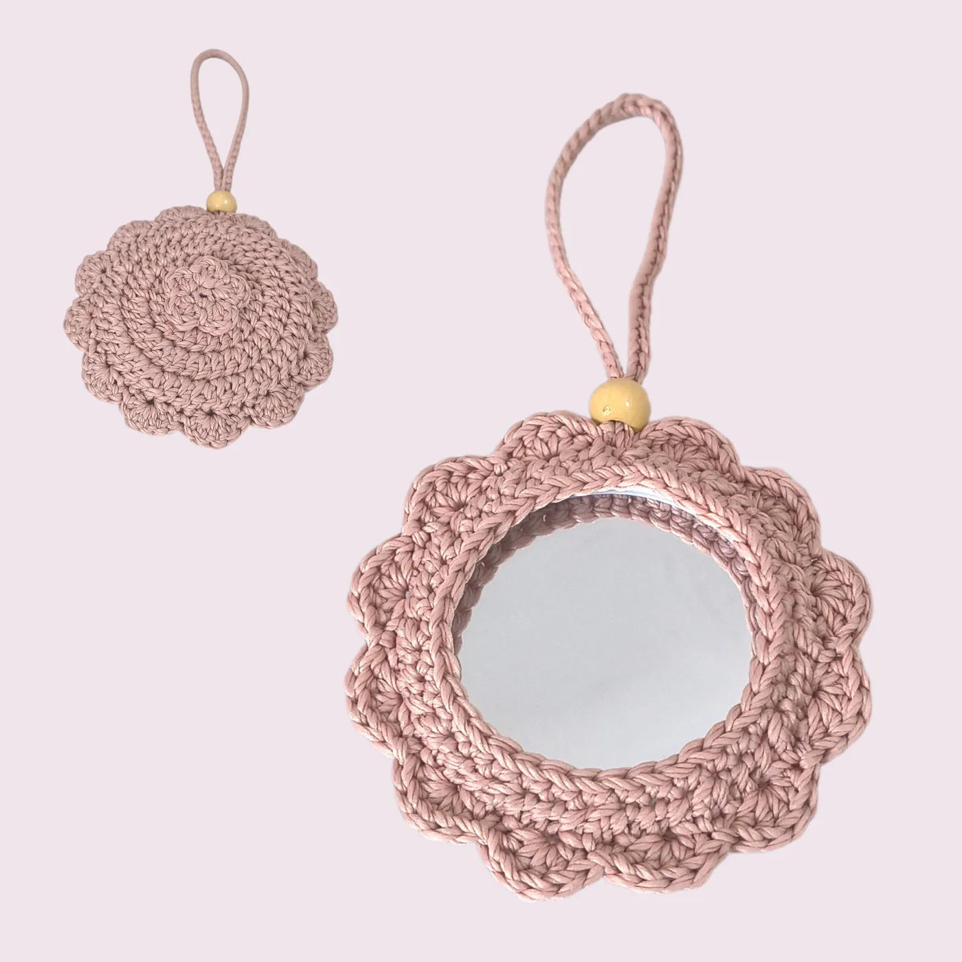 Crochet Mirror Bag Charm | Gantungan cermin rajut — Bloomee — tampilan 5