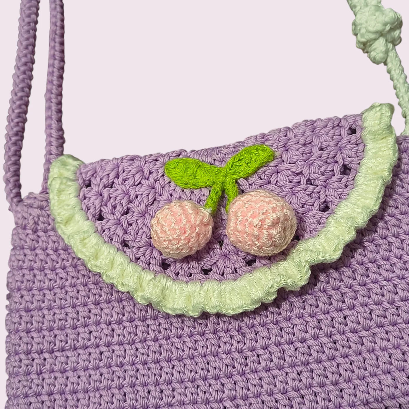Mini Sling Crochet | Tas mini selempang rajut - Lavender Cherry — tampilan 3