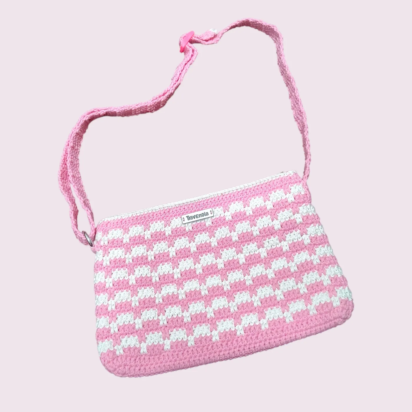 Crochet bag with adjustable strap | Tas Rajut — Pixel Weave — tampilan 2