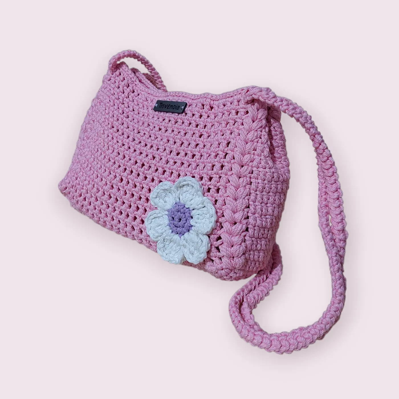Tas Selempang Rajut Pink — tampilan 2