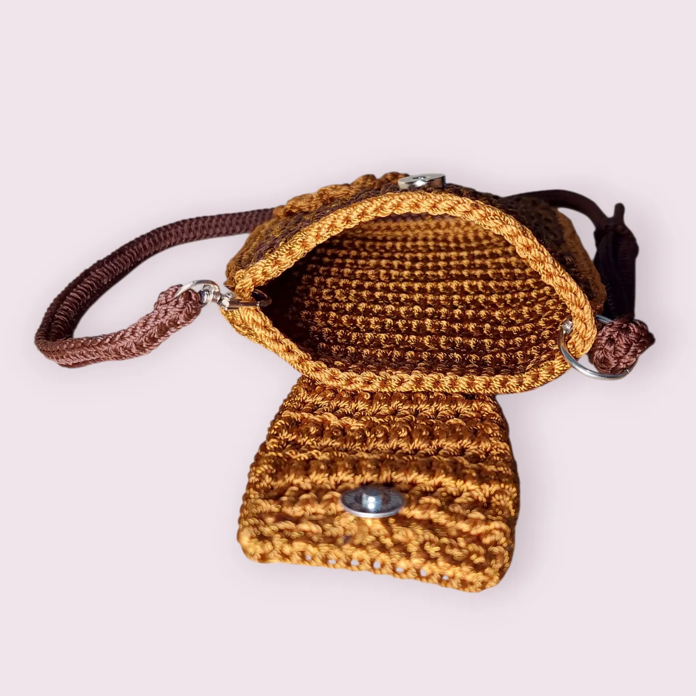 Tas Handphone Selempang Rajut Choco-gold — tampilan 6