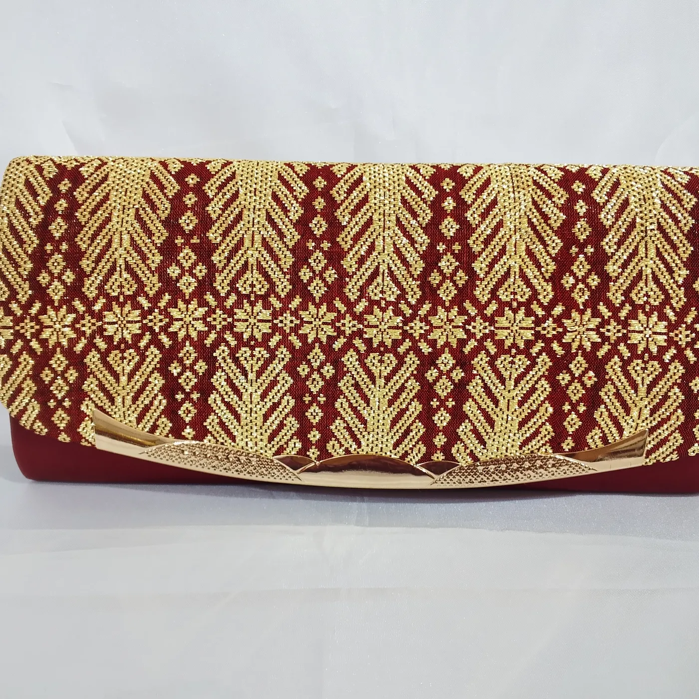 Clutch Pesta Tenun Eksklusif — tampilan 5