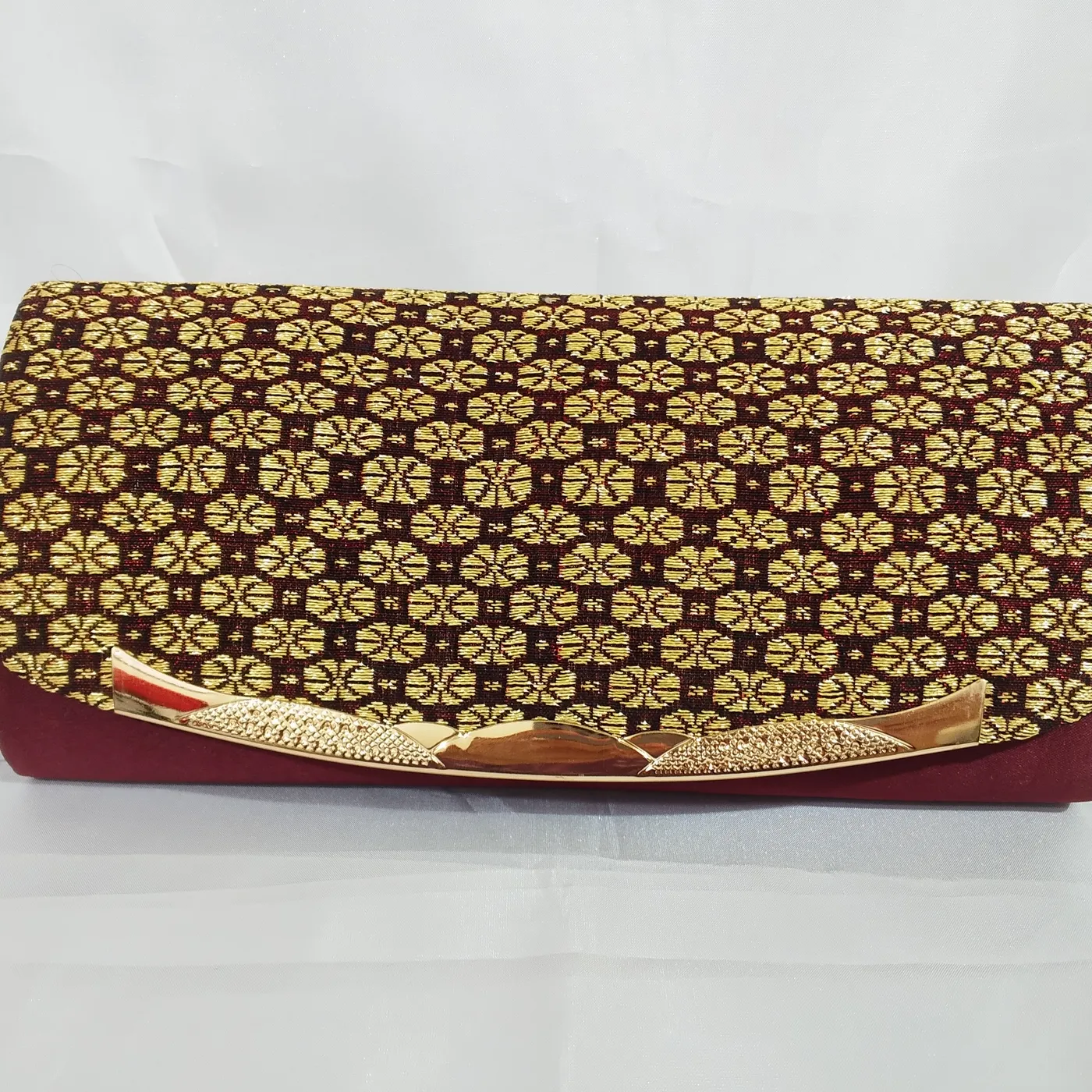 Clutch Pesta Tenun Eksklusif — tampilan 8