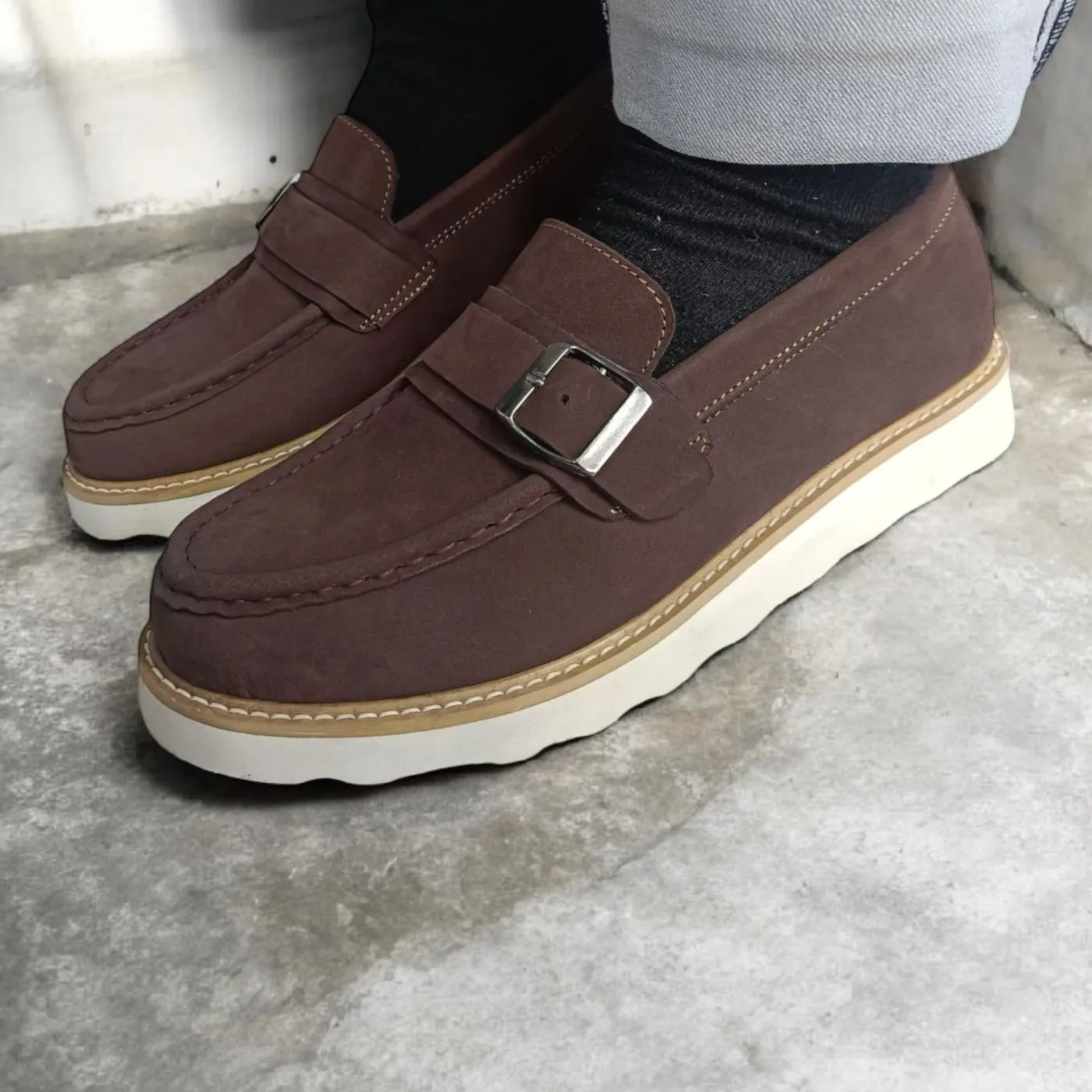 Sepatu Loafers Artikel Murfle dari Kulit Nubuck — tampilan 3