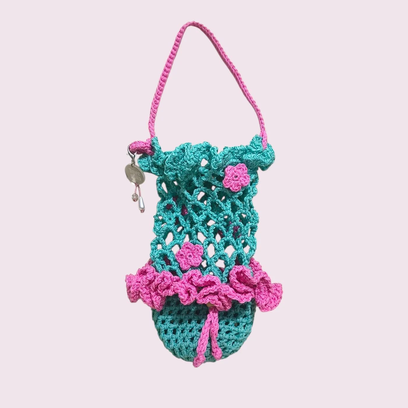 Crochet Bottle Holder | Sarung Botol Rajut — Floral Pop — tampilan 3