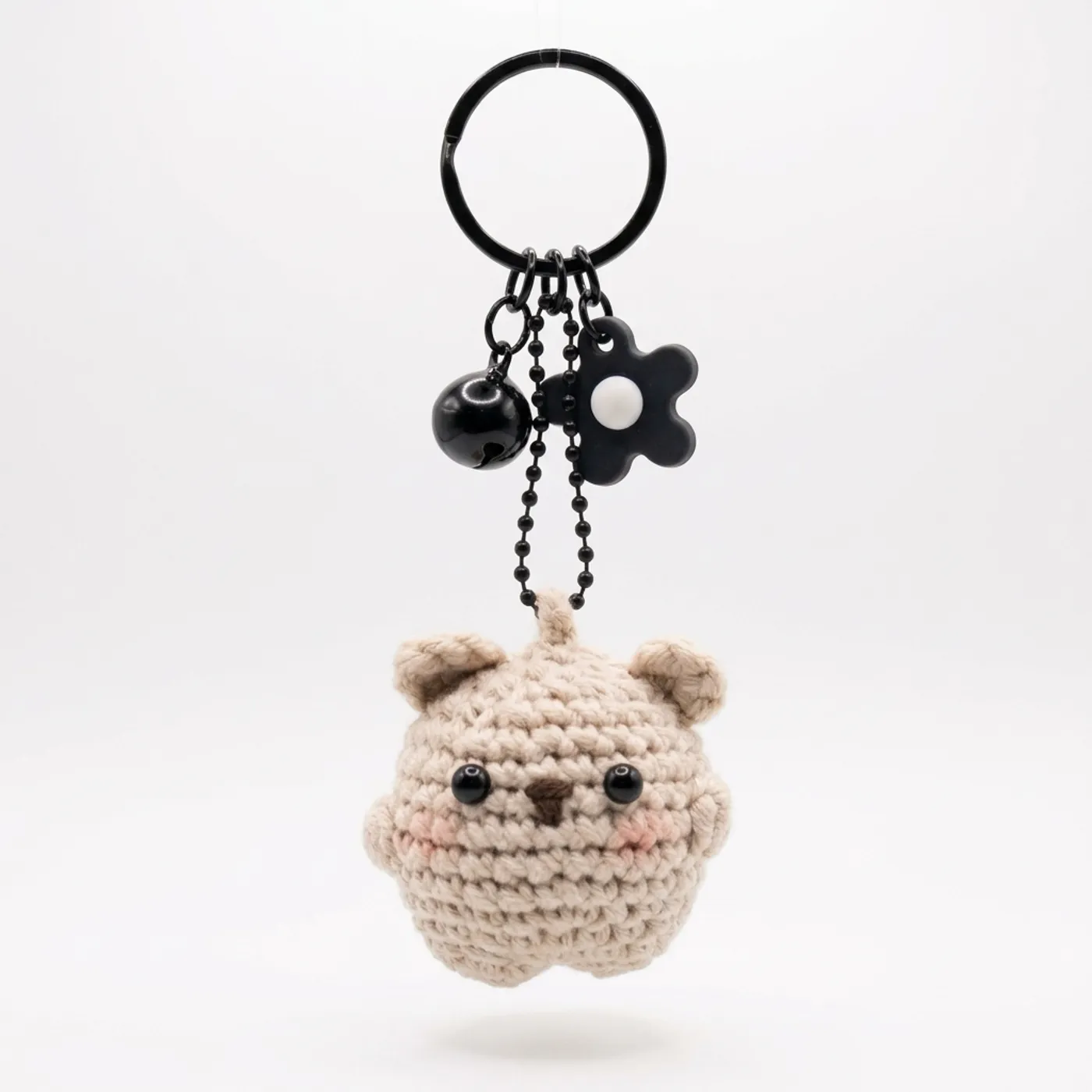 Fluffy Bear Charm Keychain — tampilan 3