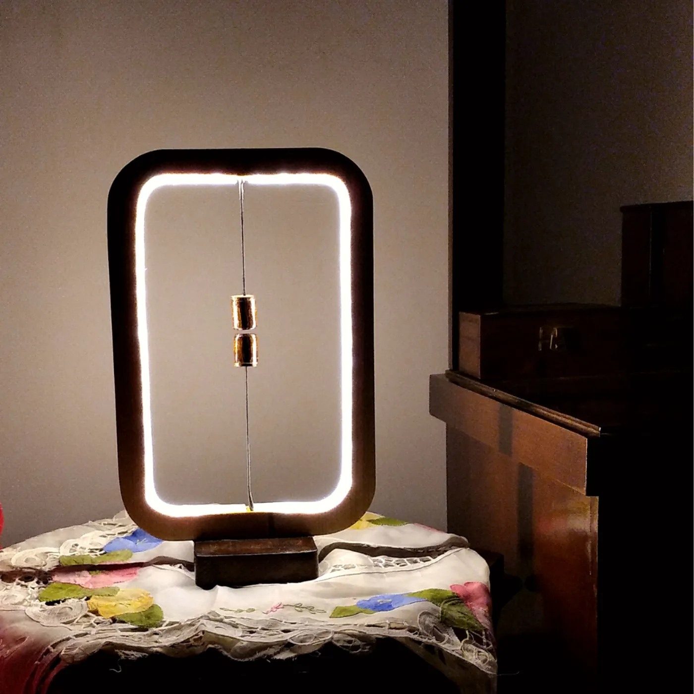 Balance Wooden Lamp - Tic Desk Lamp - Lampu Aesthetic — tampilan 5