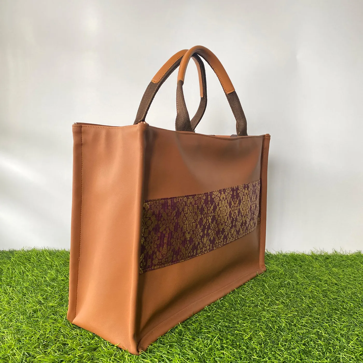 Tas Pu Leather Songket — tampilan 2