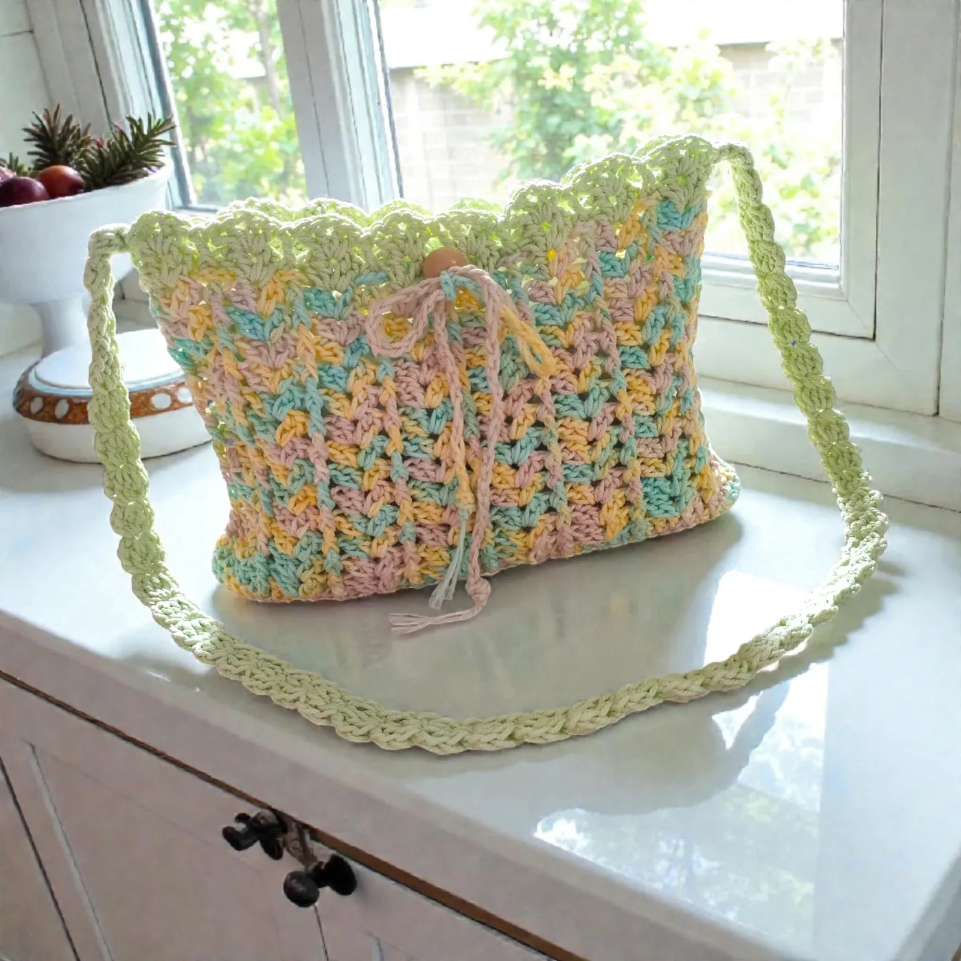 Mini Sling Bag Drawstrings - Ombre — tampilan 2