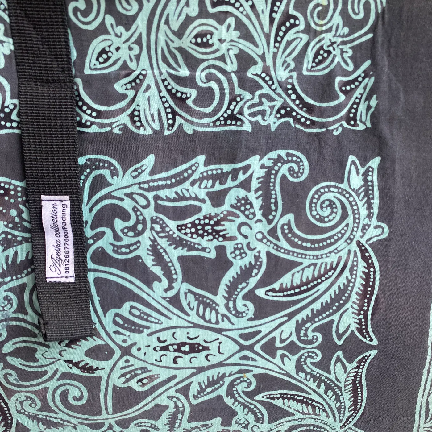 Tas batik khas minang — tampilan 3