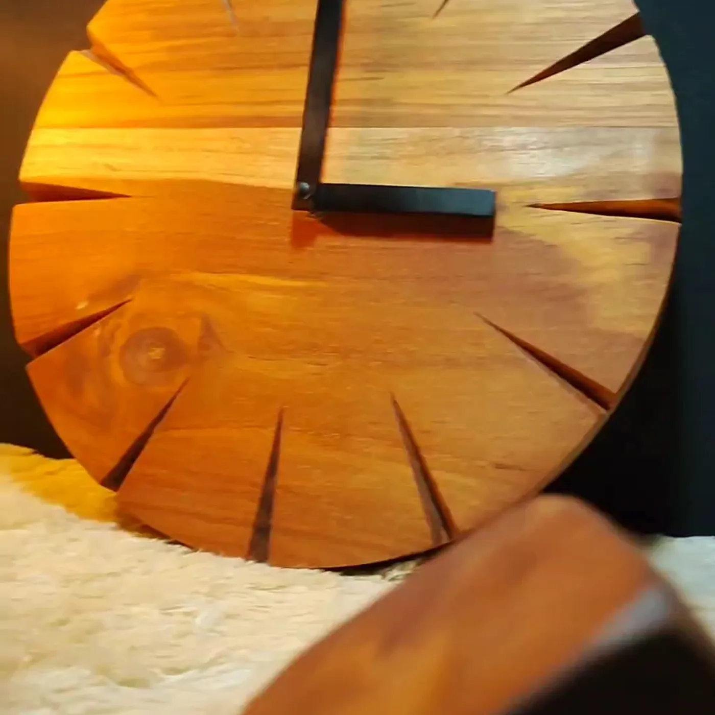Wooden Wall Clock - Node Clock - Jam Kayu Dekor Aesthetic — tampilan 2
