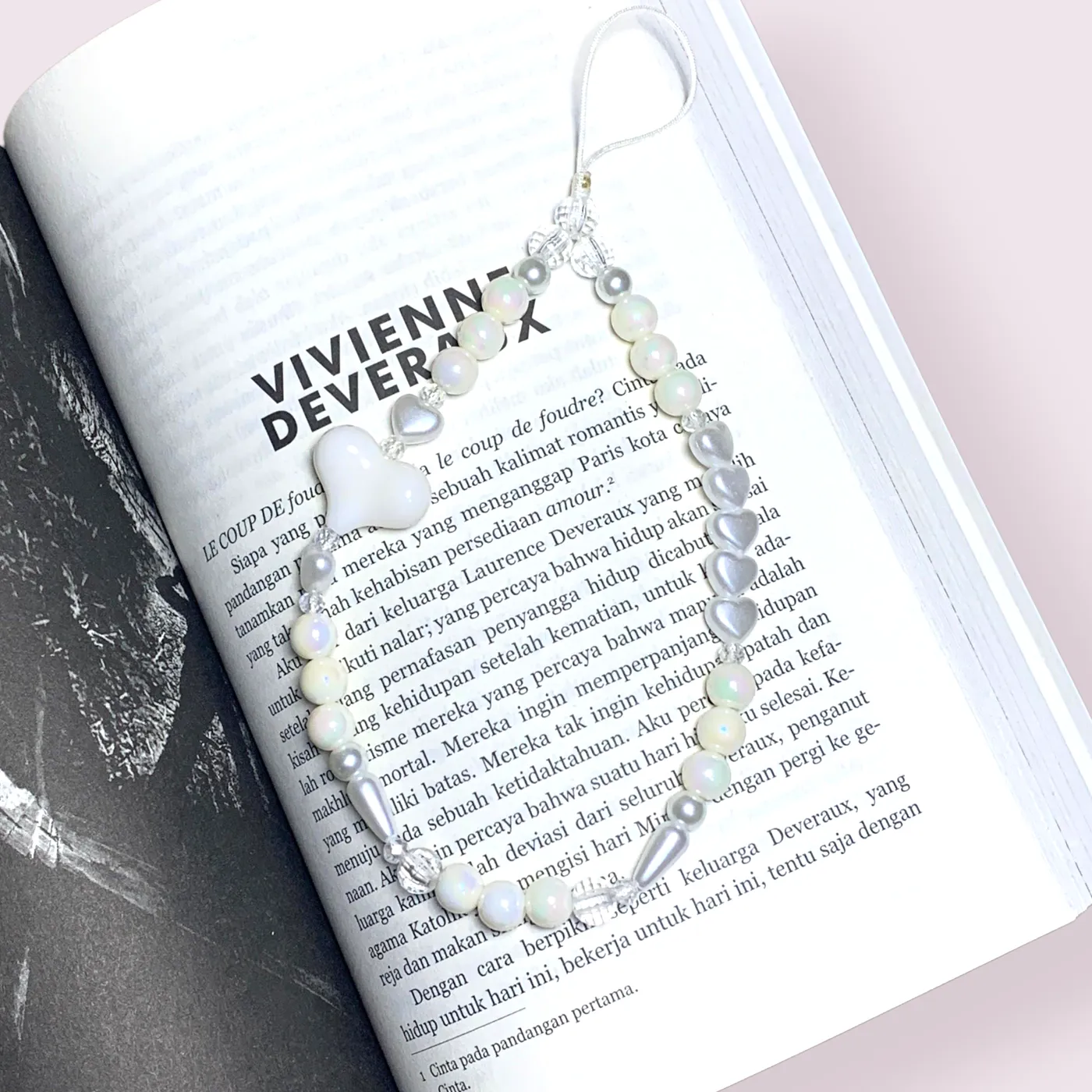 Beads Phone Strap | Gantungan Tali Hp Manik-manik - Lovely White — tampilan 2