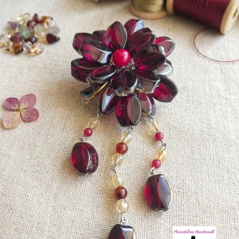 Bros Mawar Kristal Marashima Handmade – Red Elegance