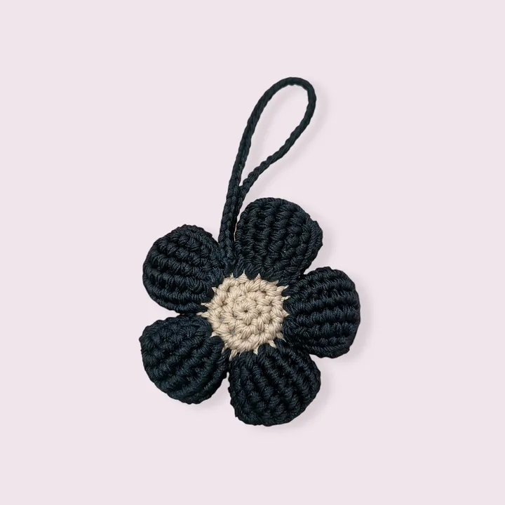 3D Flower Keychain Crochet | Gantungan Kunci Rajut - Bunga Menul
