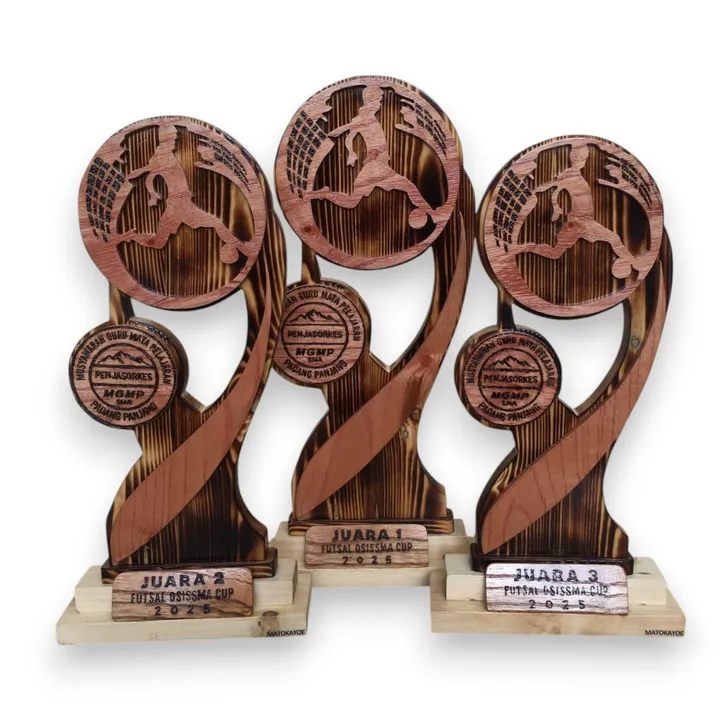 Woodcraft Custom Trophy – Seri Olahraga & Event