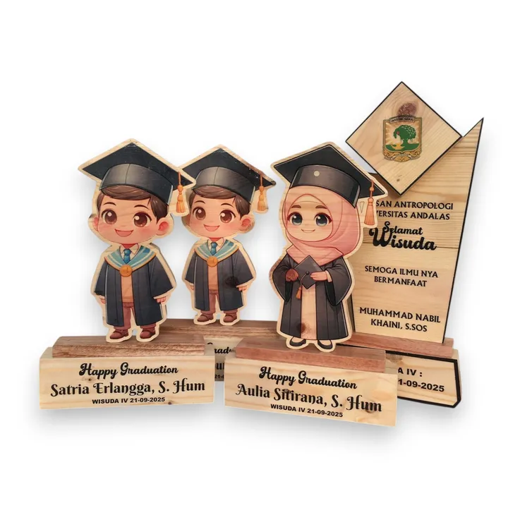 Plakat Kayu Custom Karikatur - Premium Artisan Series