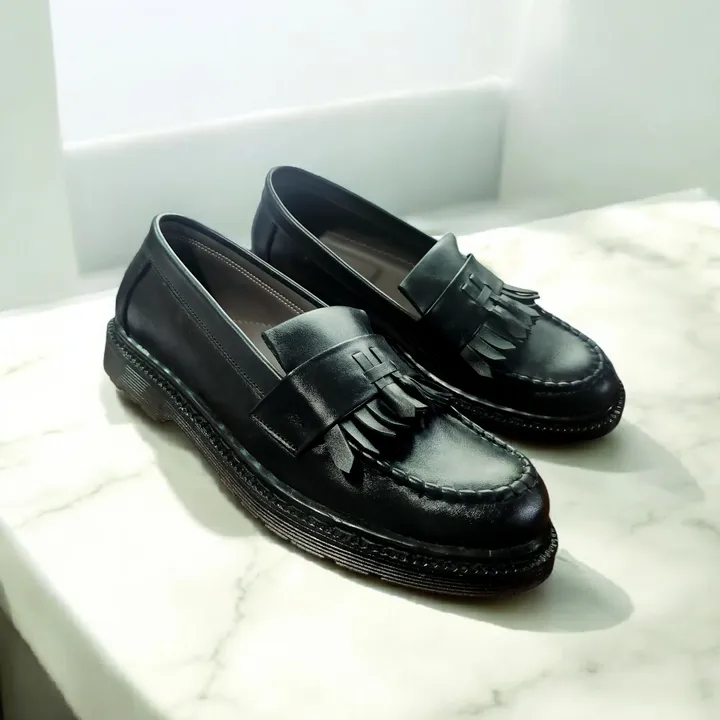 Loafers Docmart kulit asli