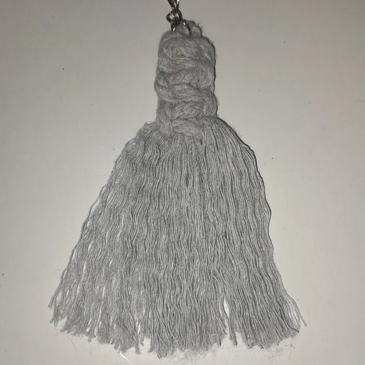 Ganci macrame abu-abu