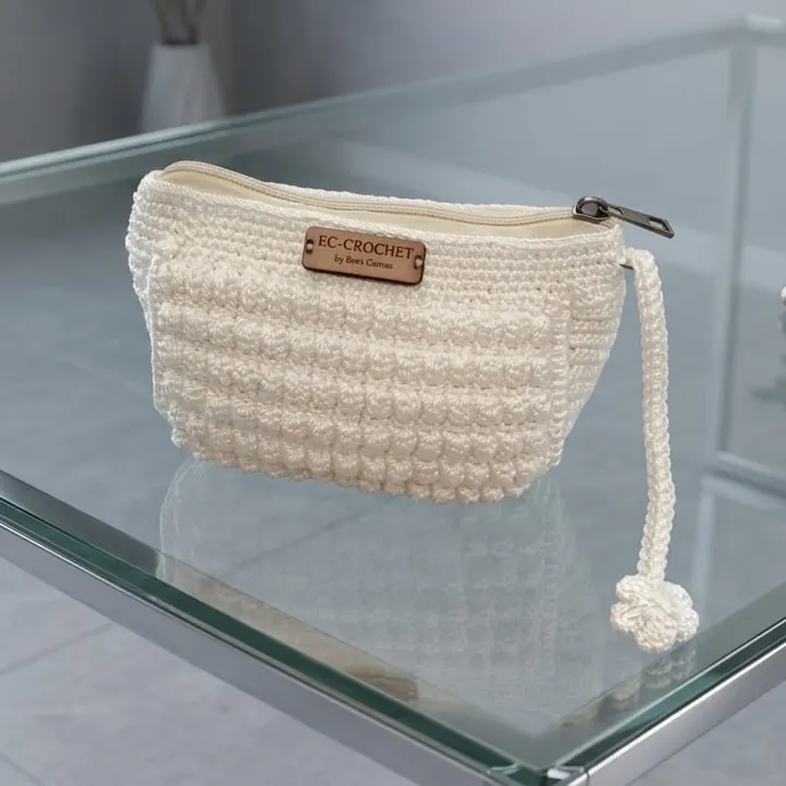 Pouch Makeup Rajut - Putih