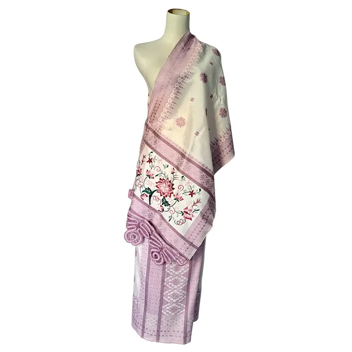 Songket dan Selendang Suji Kristal Pandai Sikek