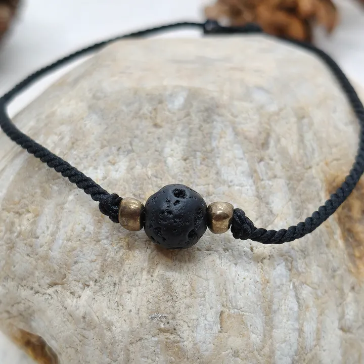 Gelang batu lava stone 8mm