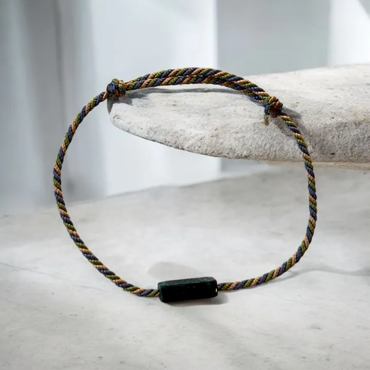 Gelang Tali Aksen Batu Hitam