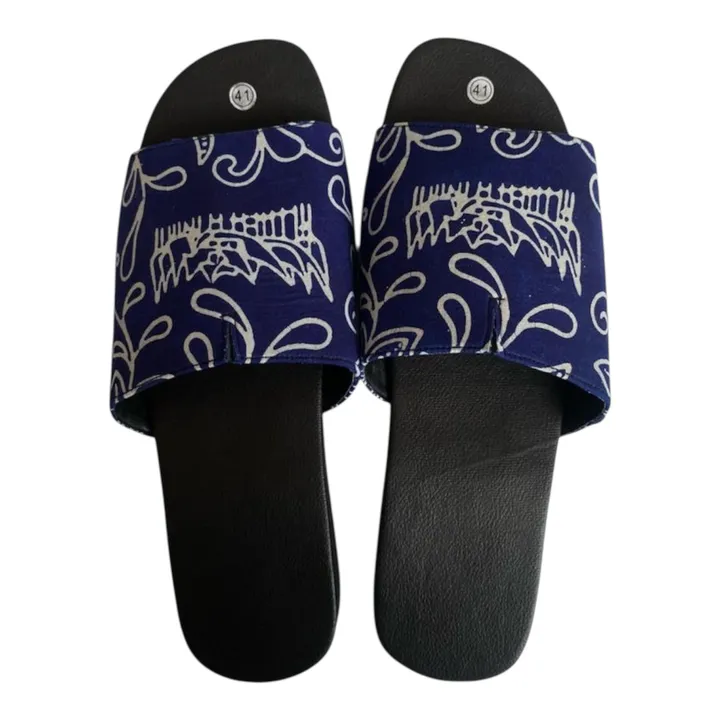 Sandal Batik Navy Cap Rumah Gadang Khas Minang