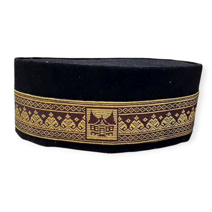 Kopiah khas Minang motif Rumah Gadang