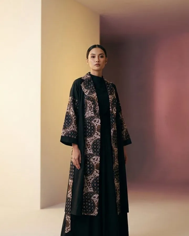 Asymmetrical Long Outer (Koleksi Batik Modern)