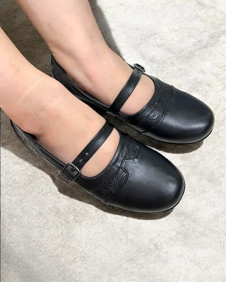 Flatshoes motif batik black