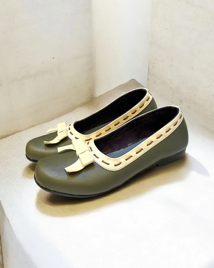 Flatshoes Hijau Pita Putih Kulit Asli
