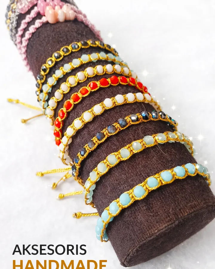 Aurora Gold Handmade Bracelet