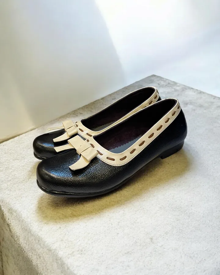 Flatshoes Black kombinasi Pita Putih