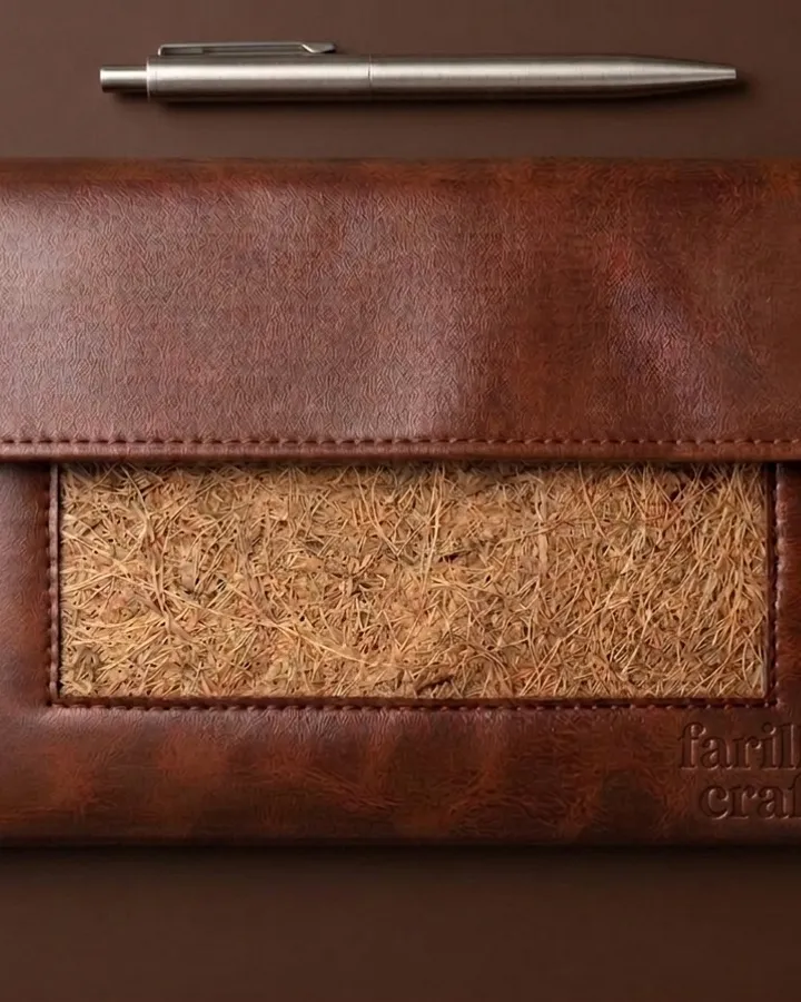 Clutch mini sabut kelapa