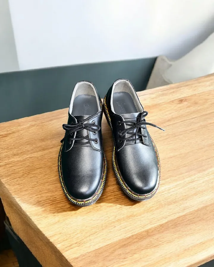 Sepatu Docmart Kulit Sapi Asli