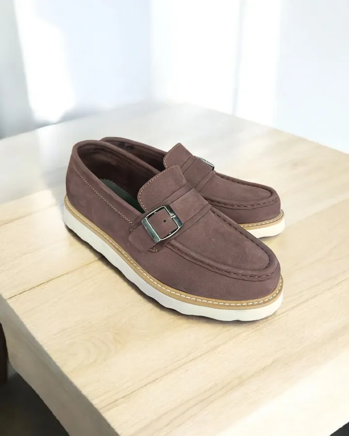 Sepatu Loafers Artikel Bravy dari Kulit Nubuck