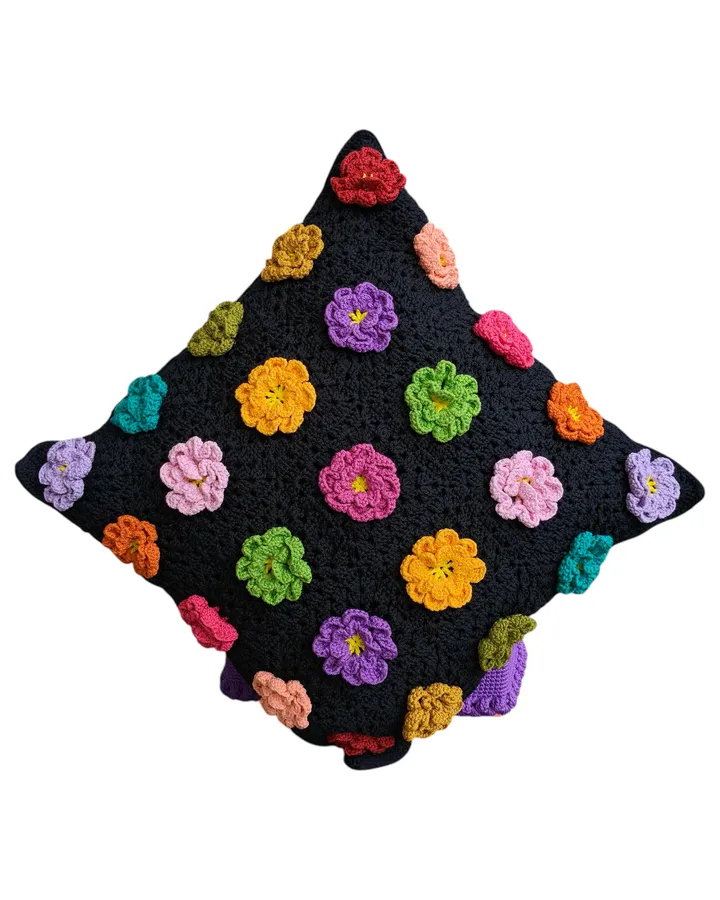 HF 06 Sarung Bantal Aneka Warna Bunga Timbul