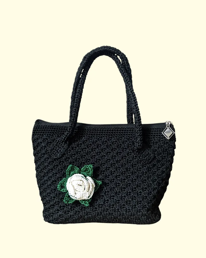 Tas Jinjing rajut hitam bunga