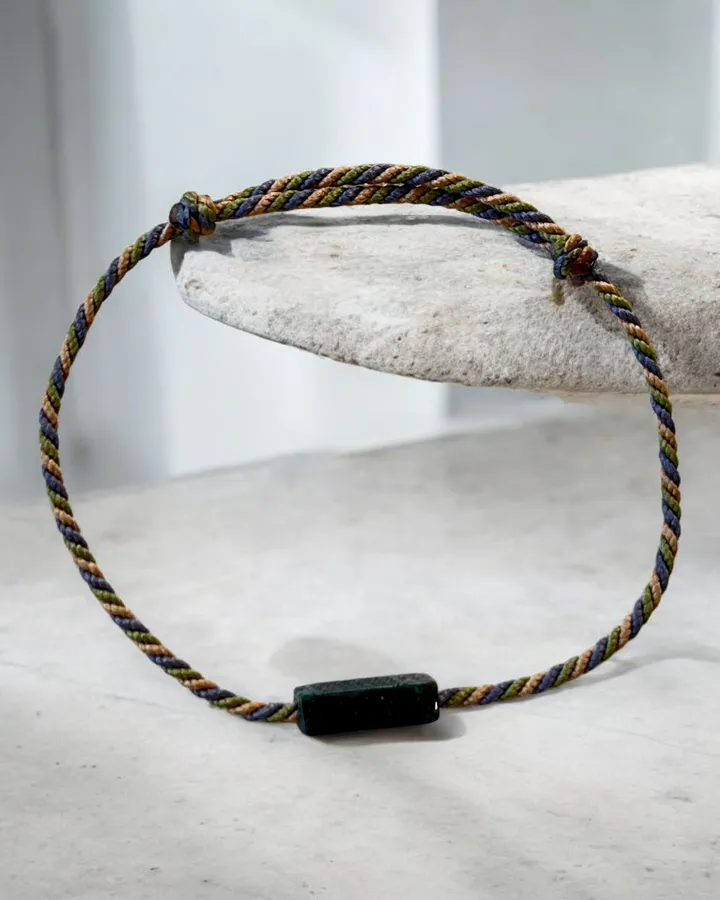 Gelang Tali Aksen Batu Hitam