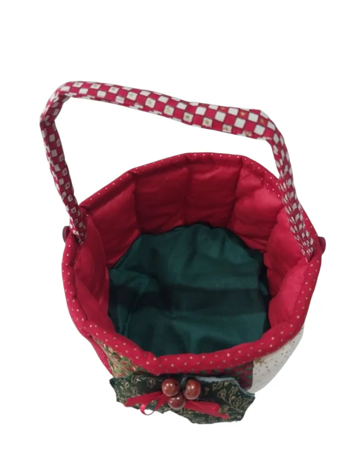 Ornamen keranjang