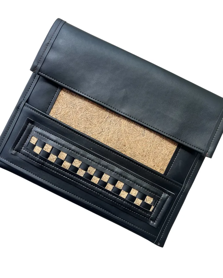 Clutch / Hand Bag Limbah Sabut Kelapa