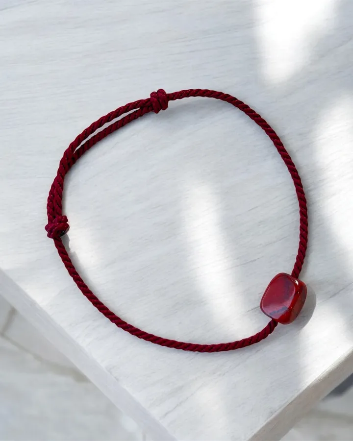 Gelang Batu Merah-The Crimson Line of Fate